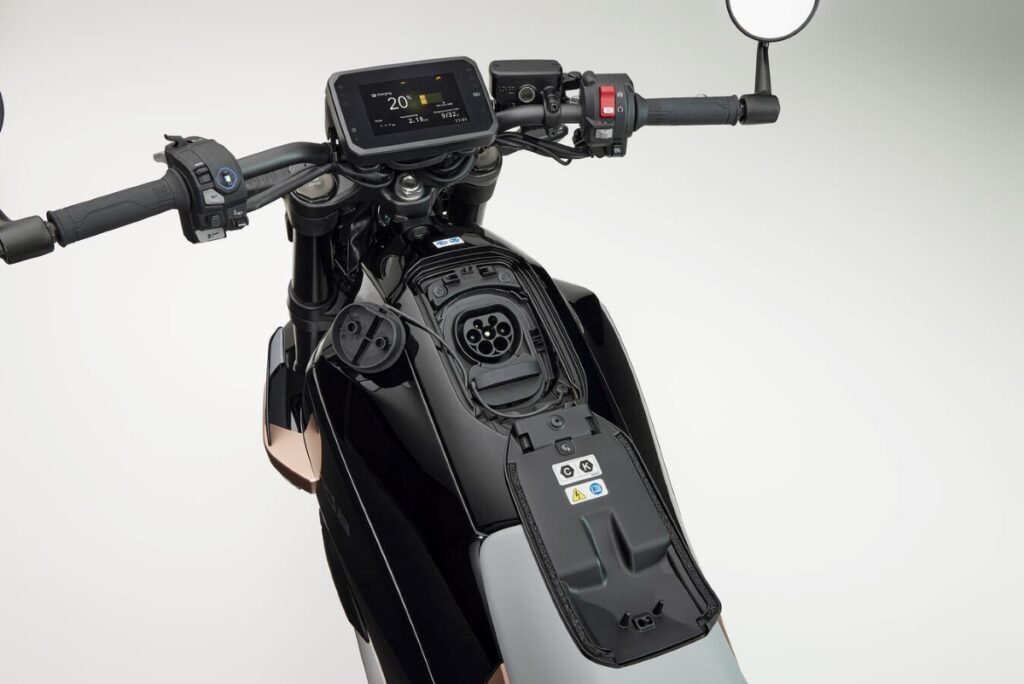Honda WN7
Honda moto elettrica