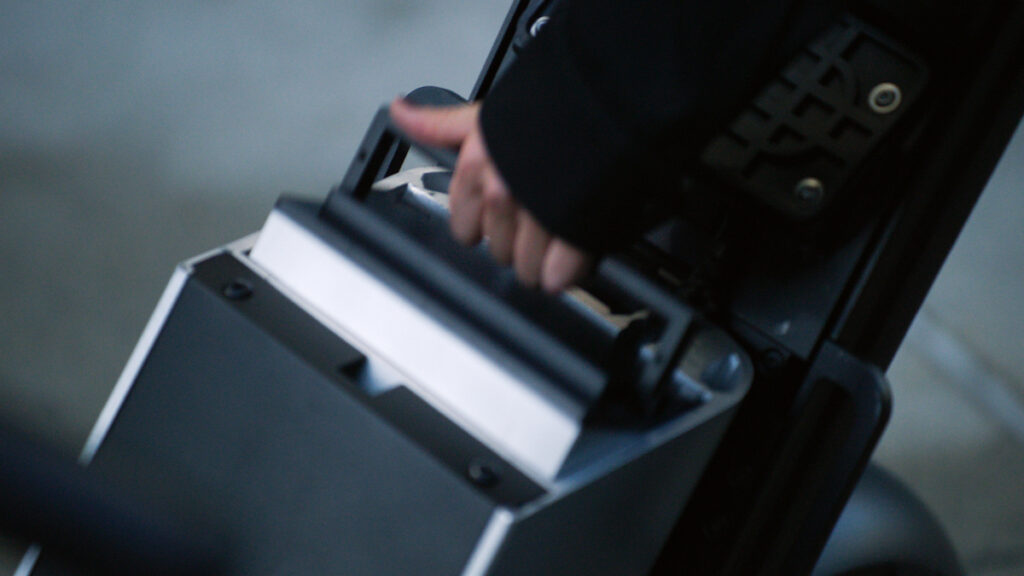 OLTO Infinite Machine, battery swap